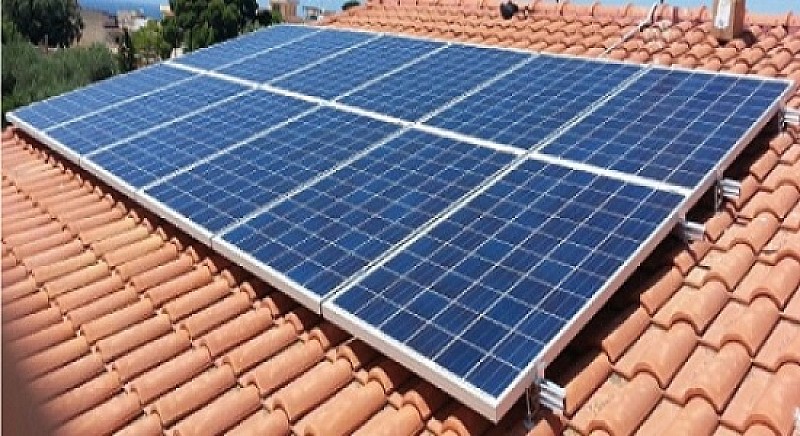 Bolzano: pannelli fotovoltaici e collettori solari termici installabili  senza autorizzazione su edifici in zone edificabili