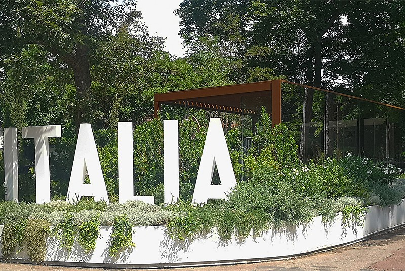 Foto_B_Casa_Italia_Parigi_2024_Ensemble_ph_Atelier Bianca_E