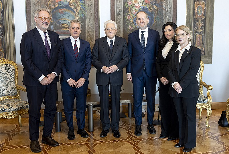 Foto incontro Collegio Arera e Mattarella