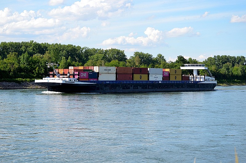 ph03nix_h-ship-7284217_1280