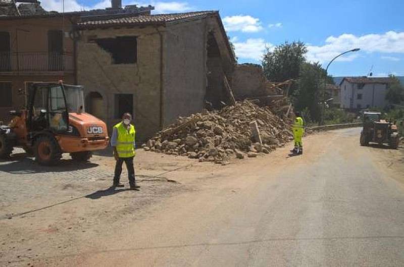 1_a_b_strade-terremoto-anas