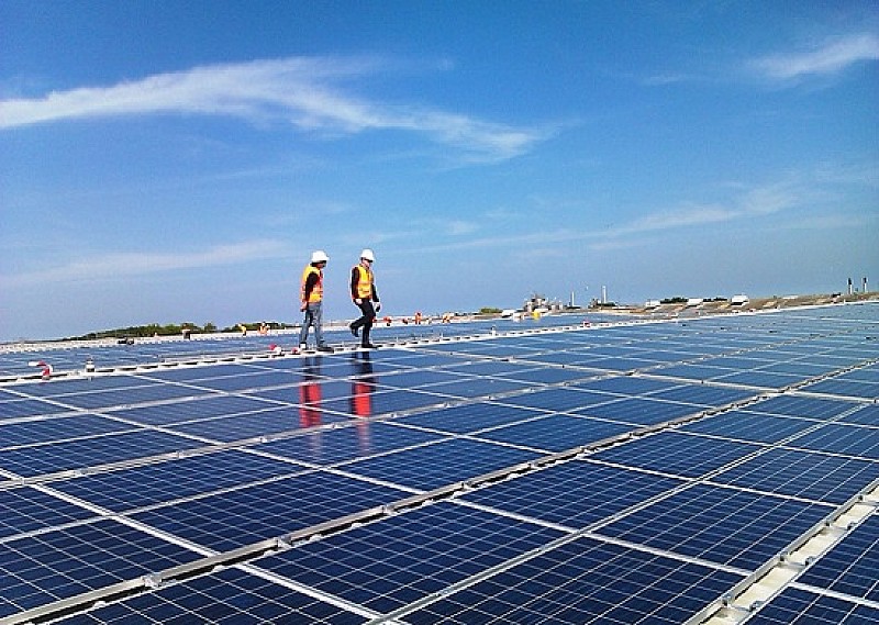 1_a_b_fotovoltaico-riu-u